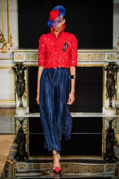 Look 22